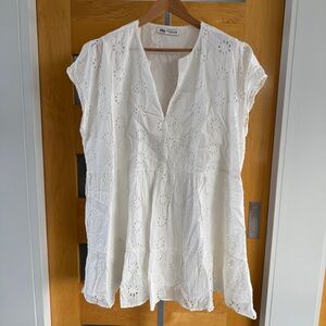 Zara White Floral Eyelet dress